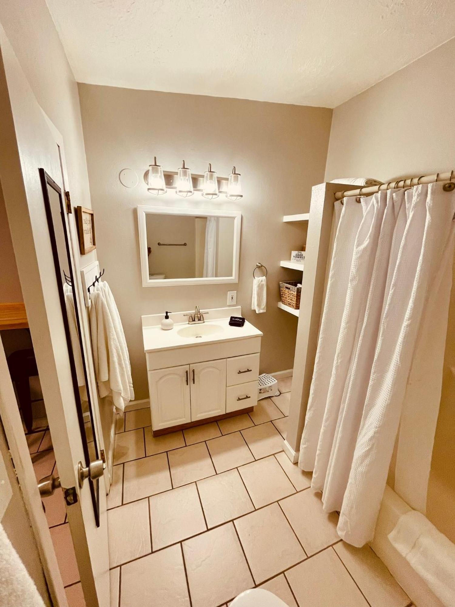 Iona Mercantile Bnb Rigby 외부 사진